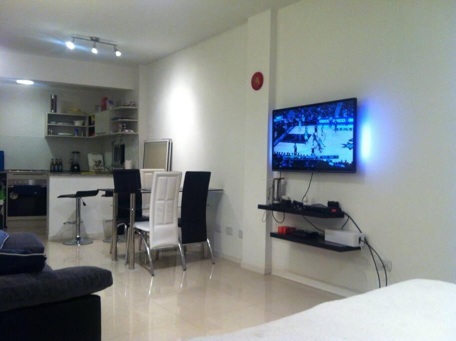 Sunny & Spacious Studio * Buenos Aires