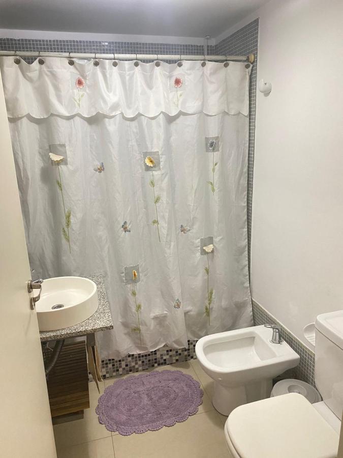 Sunny & Spacious Studio Apartment *